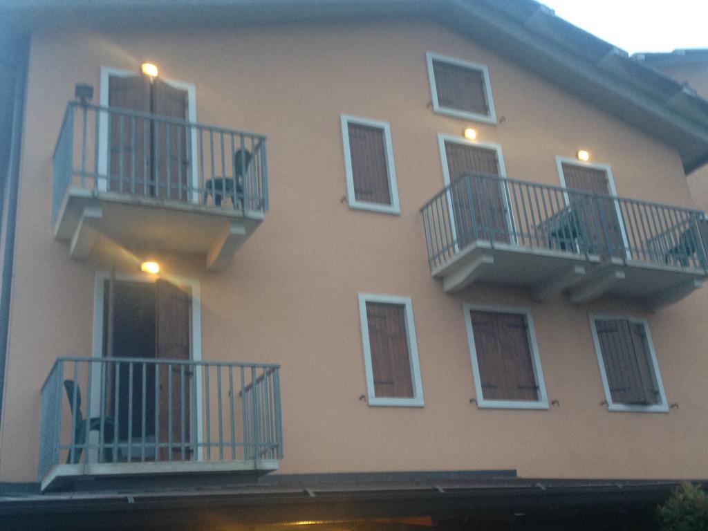 Hotel Scandola Bosco Chiesanuova Kültér fotó
