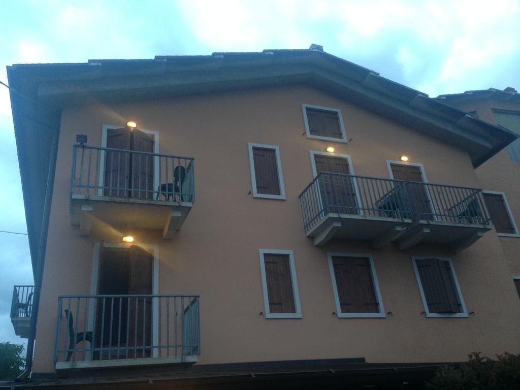 Hotel Scandola Bosco Chiesanuova Kültér fotó