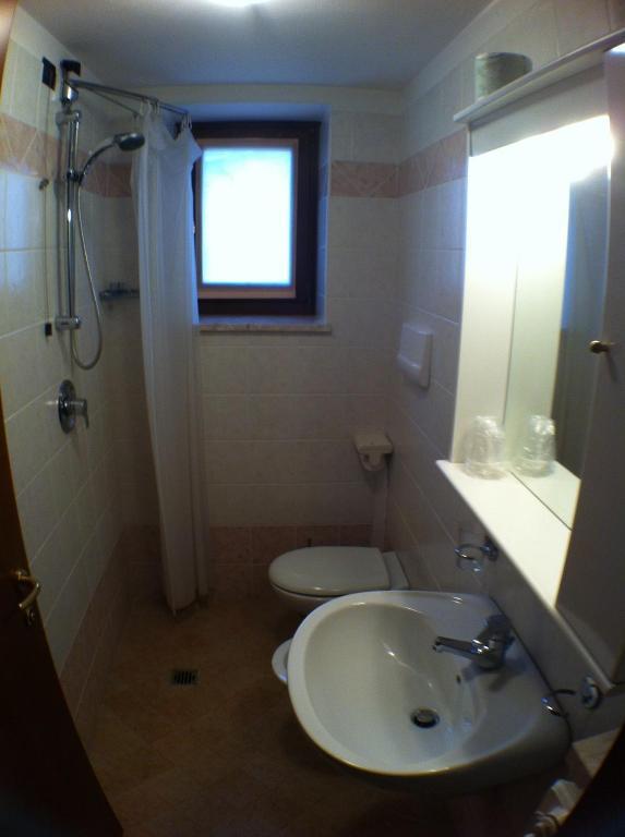 Hotel Scandola Bosco Chiesanuova Szoba fotó